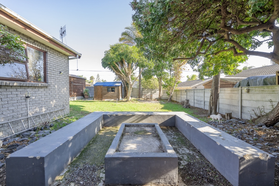 4 Bedroom Property for Sale in Protea Heights Western Cape